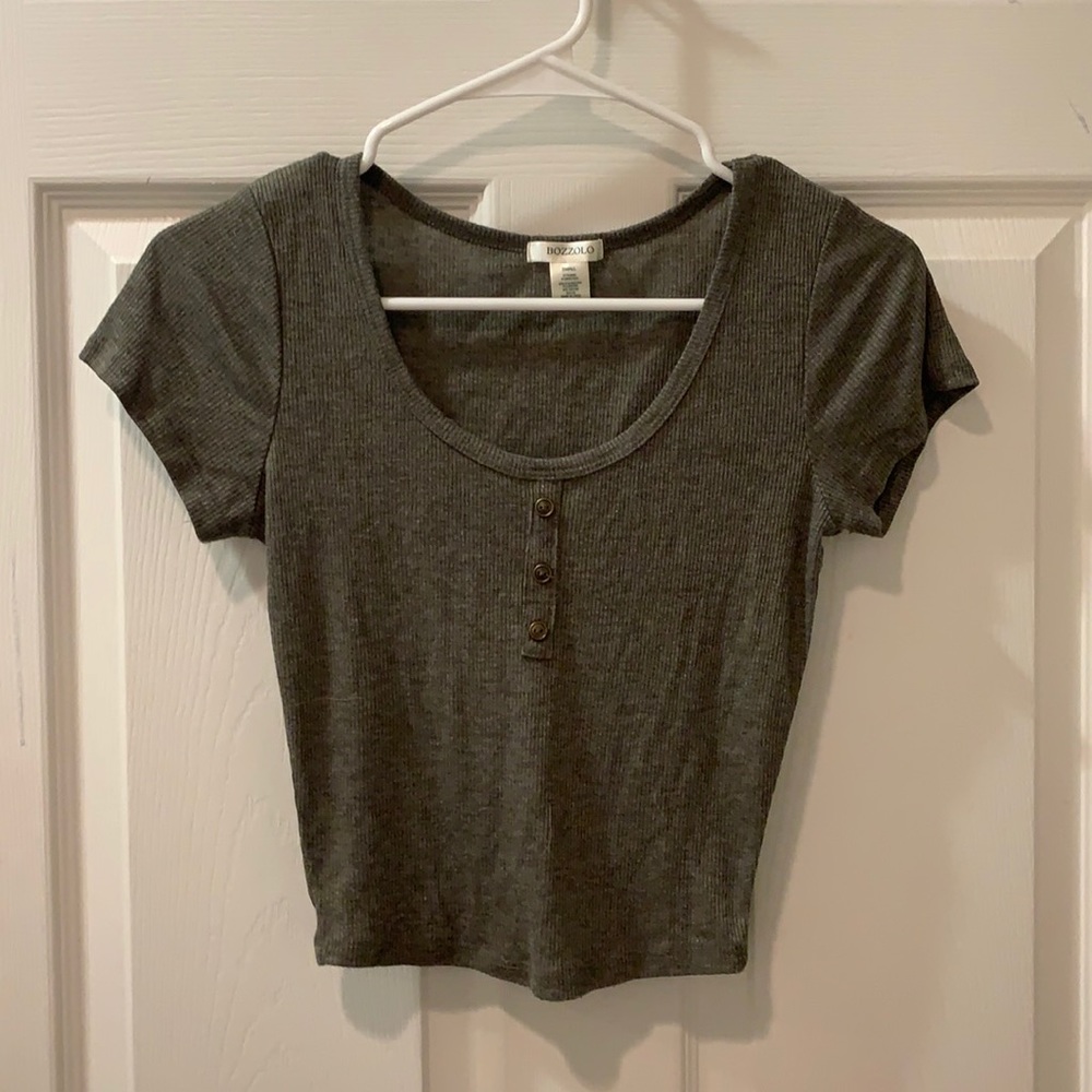 crop top